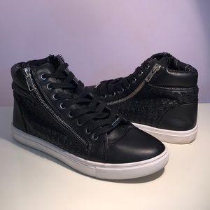Black High Top Steve Maddens